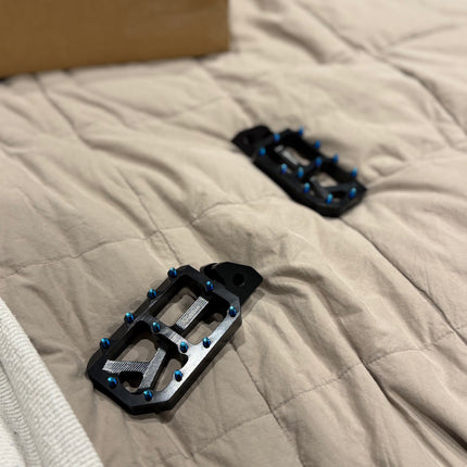 Upgraded footpegs for light bee / e-ride pro /rerode R1 / talaria sting